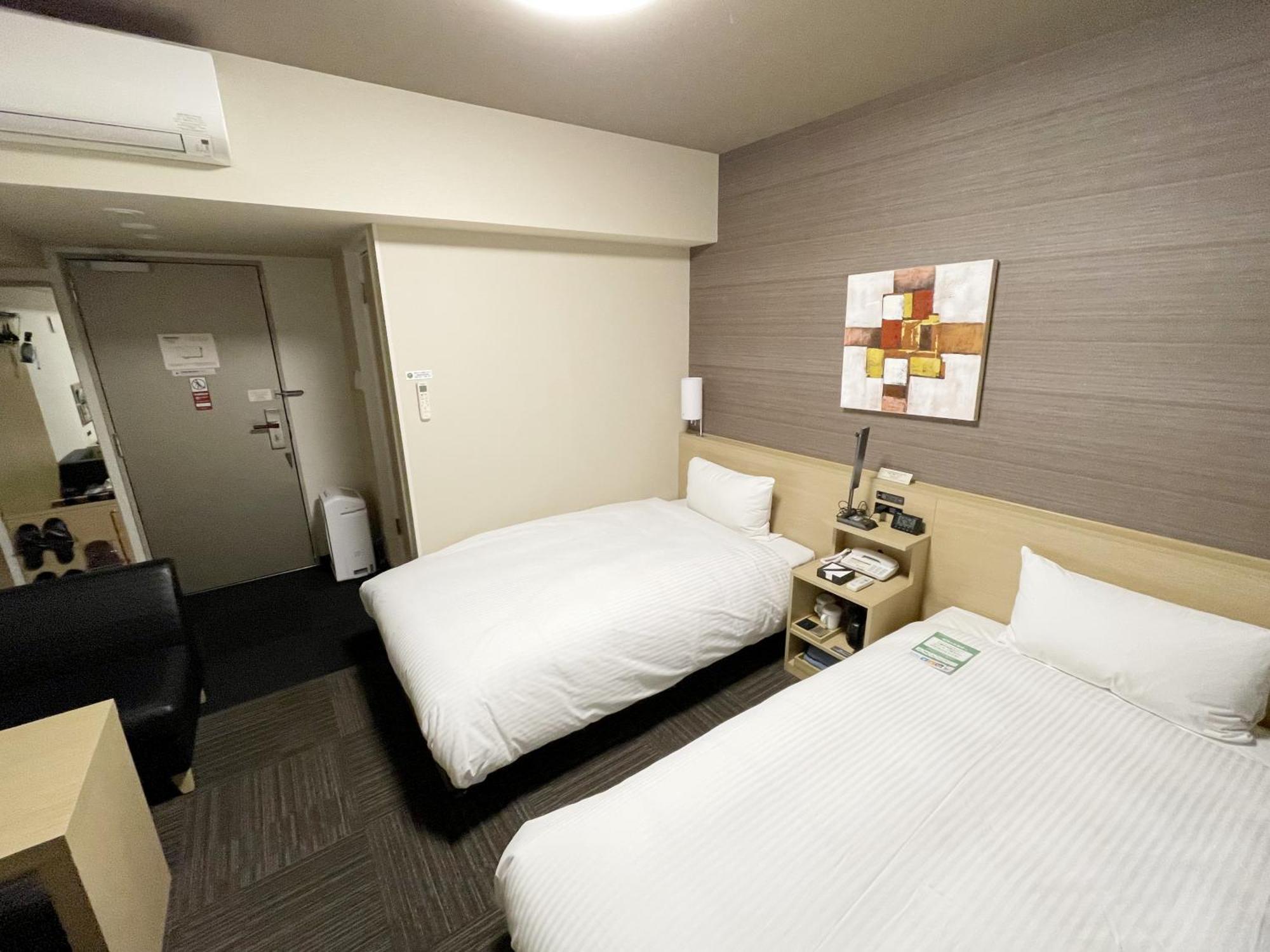 Hotel Route-Inn Osaka Takaishi -Hagoromo Ekimae- Buitenkant foto